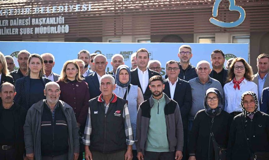 Balıkesir’den çiftçiye büyük süt otu desteği