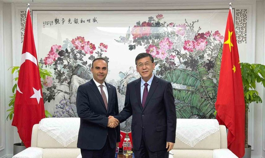 Kacır xiamen'de yin hejun ile bilim ve yapay zeka iş birliklerini değerlendirdi