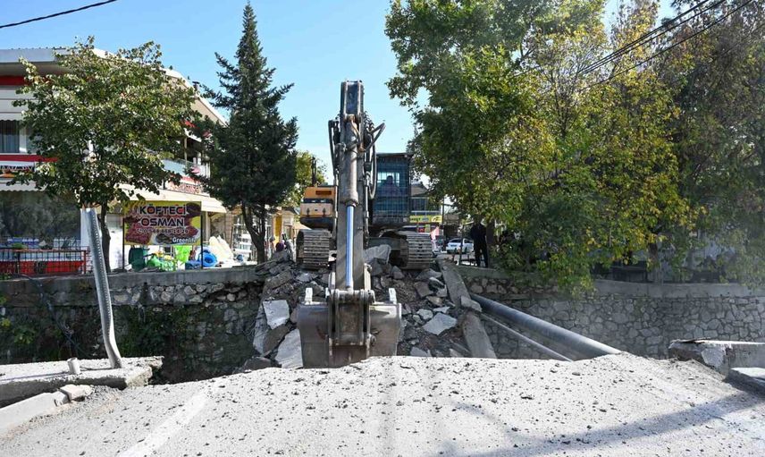 Mudanya'ya Çekrice'de çift şeritli betonarme köprü yapılıyor