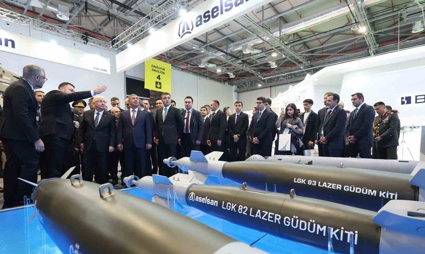 Bakan Güler Azerbaycan'da ADEX fuarını inceledi