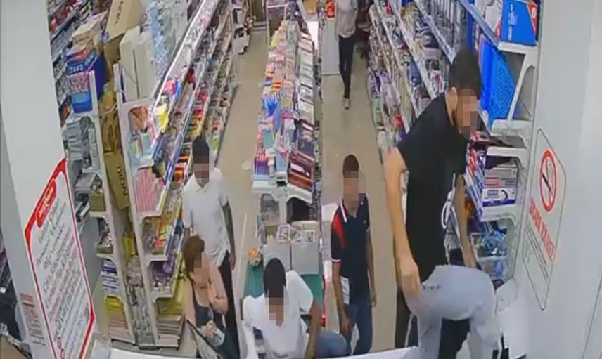 Atakum'da kırtasiyede darp: saldırı anları güvenlik kamerasında