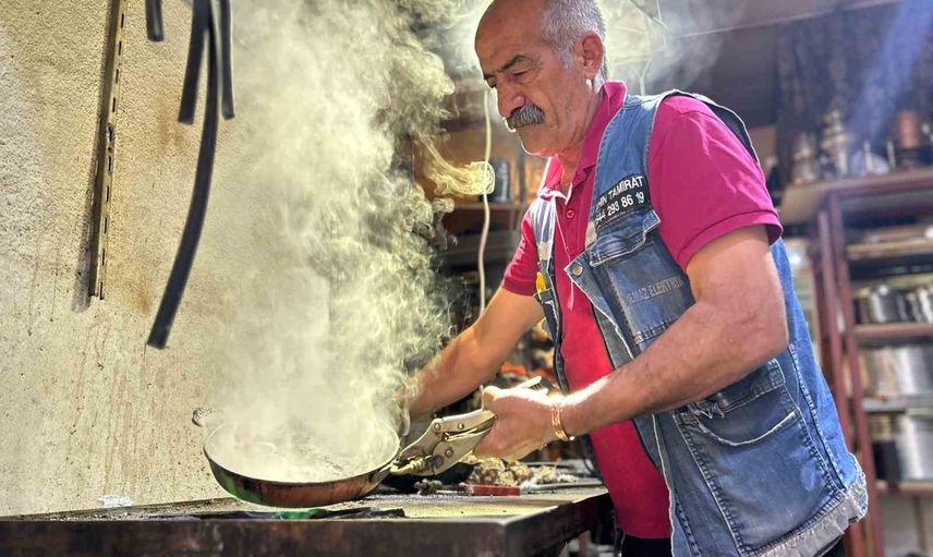 Bakırı yeniden hayat veren usta: Van’ın son kalaycısı