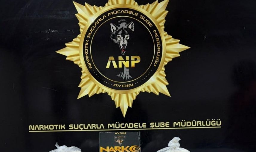 Efeler'de takside yakalanan paket adliyeye taşındı: 1 kilo 21 gram metamfetamin