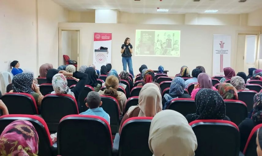 Nazilli'de kadınlara bütüncül sağlık, güvenlik ve mahremiyet eğitimi