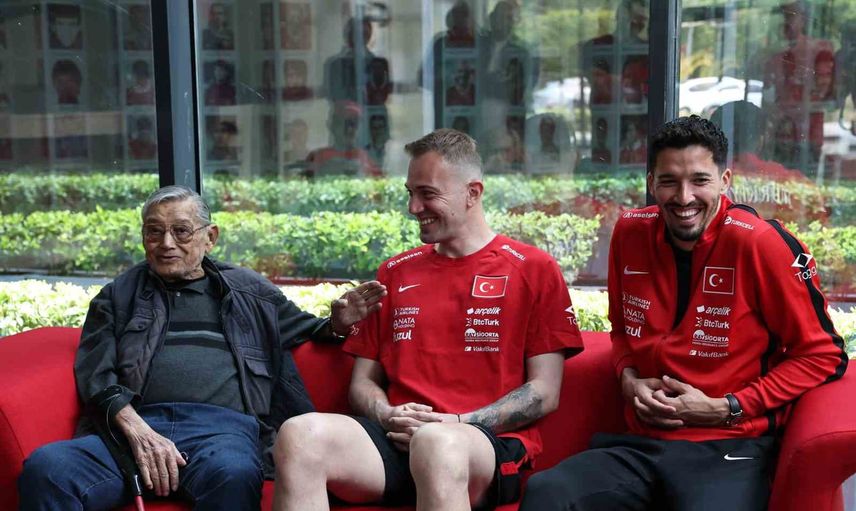 Futbolun unutulmaz kalecisi Şükrü Ersoy hayata veda etti