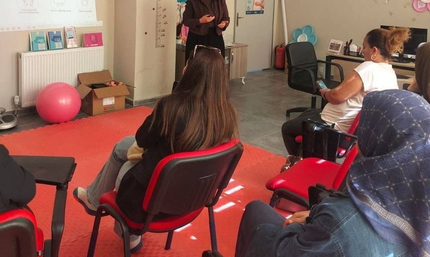 Düzce'de menopoz okulu: kadınlara bilinçli yaşam için pratik rehber