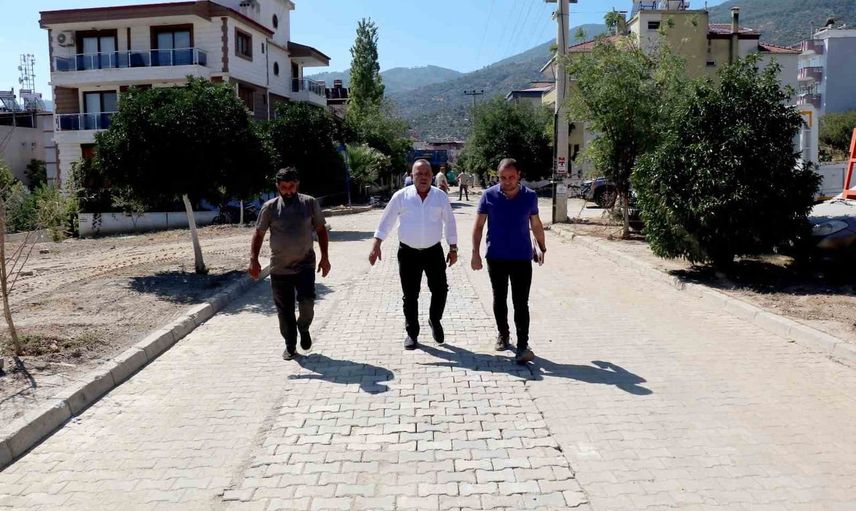 Bozdoğan'da doğalgaz sonrası bozulan yollar kilitli parke ile yenileniyor