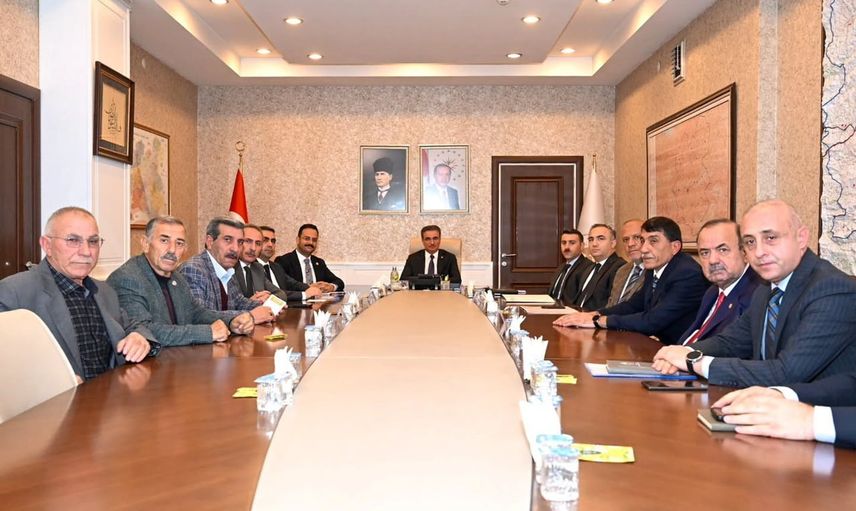 Vali Aydın Baruş başkanlığında hayvan pazarı için eylem planı