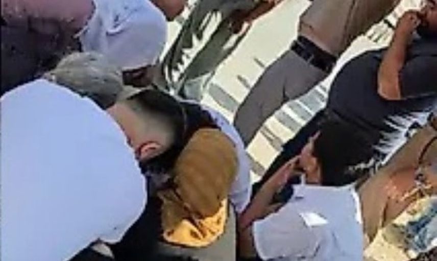 Kurtalan'da yolun karşısına geçmeye çalışan çocuğa otobüs çarptı