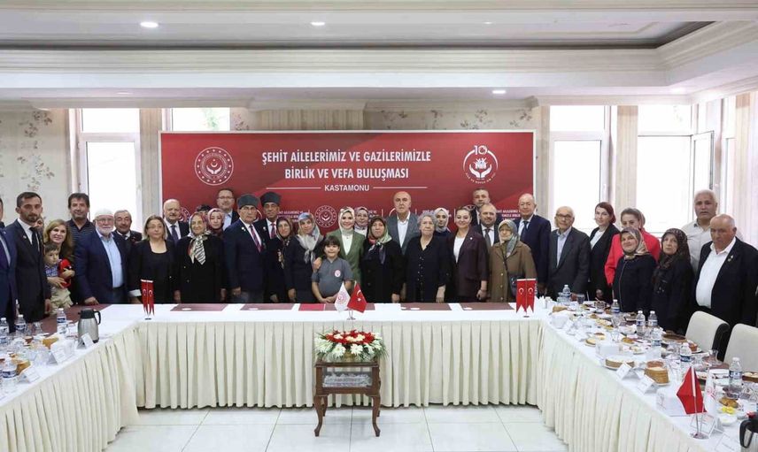 Şehit yakınlarıyla buluşmada: terörsüz Türkiye hedefinde kararlılık vurgusu