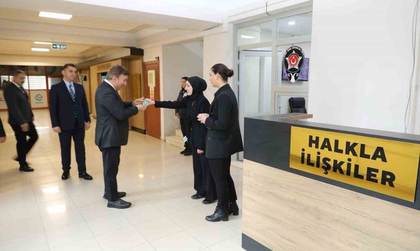 Erzincan'da halkla ilişkiler büroları vatandaşa erişimi kolaylaştırmak için denetlendi