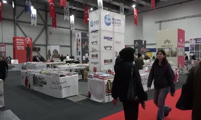 Erzurum 8. kitap fuarı kapılarını açtı