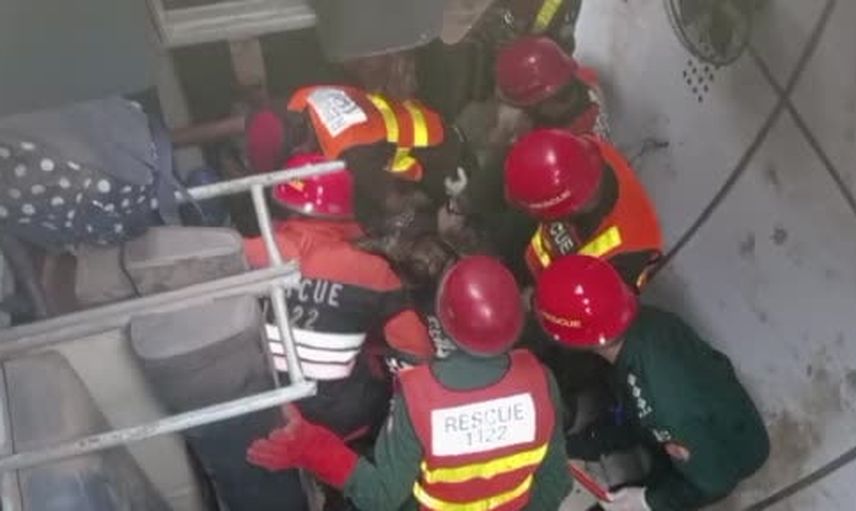 Multan yakınlarında tren raydan çıktı: 6 kişi yaşamını yitirdi, 30 yaralı