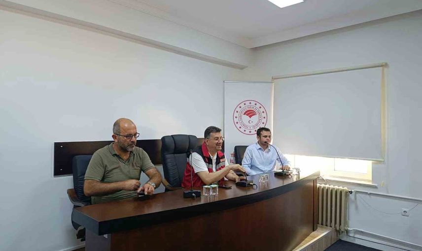 Tekirdağ'da tohumculuk sektörünün sıkıntıları ve yönetmelik gündemi masaya yatırıldı