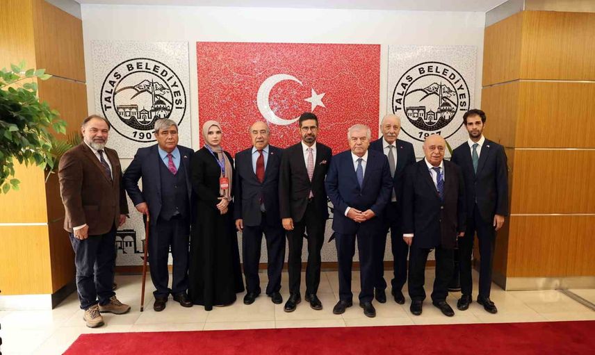 Türk edebiyatçıları Kayseri'de ortak mirası konuştu