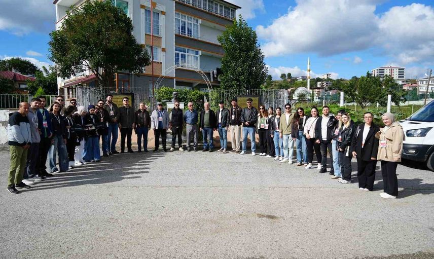 Samsun'da gençlere kurtuluşun izleri sahada öğretildi