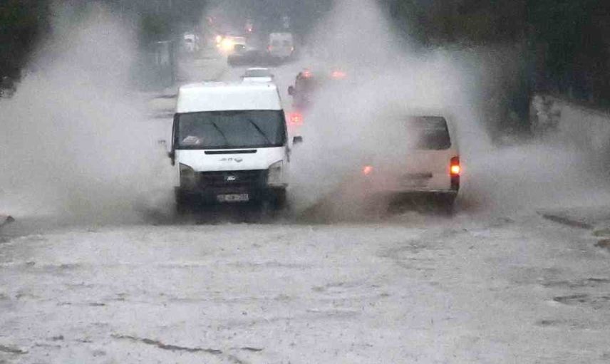 Muğla'da pazar akşamı itibarıyla yerel olarak şiddetli sağanak bekleniyor