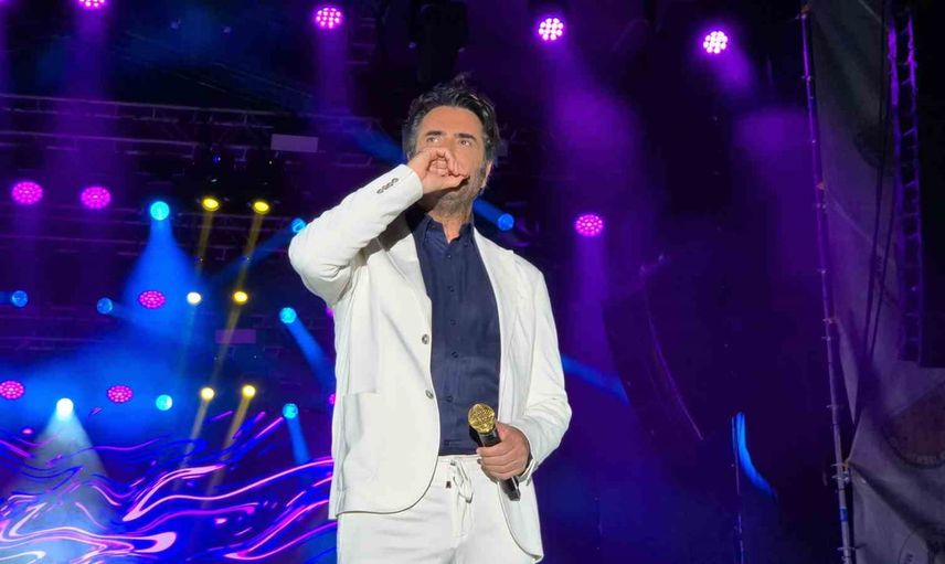 Marmaraereğlisi'nde karpuz festivali Mahsun Kırmızıgül ile coştu
