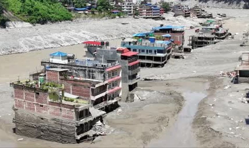Taşkının gölgesinde: Nepal'de can kaybı 475'e yükseldi, aramalar askıya alındı