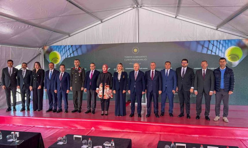 Cumhurbaşkanlığı tenis kupası Ankara'da genç yetenekleri sahneye taşıdı