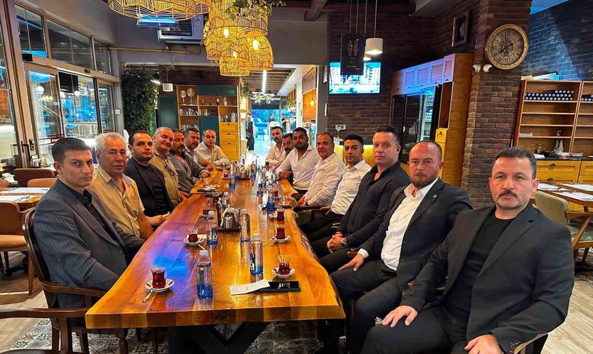 Eski başkanlardan birlik vurgusu: Ülkü Ocakları Eskişehir'de buluştu