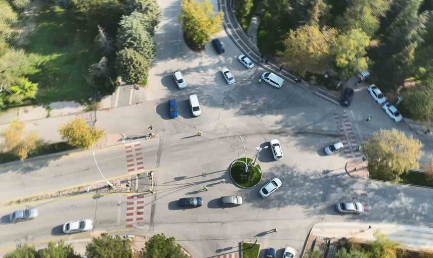 Dron destekli trafik denetimiyle KPSS adaylarının salonlara erişimi sağlandı
