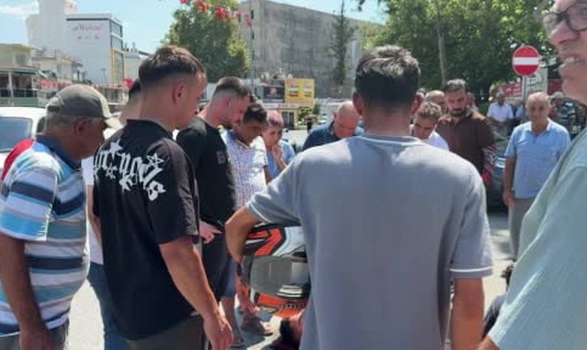 Çınaraltı meydanı'nda trafik kazası: motosiklet sürücüsü yaralandı