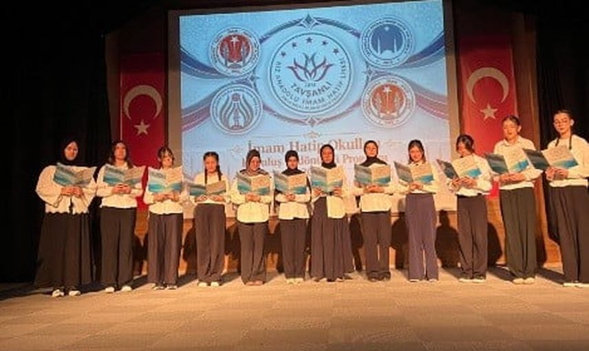 Tavşanlı'da beş imam hatip okulu ilk kez ortak programda buluştu
