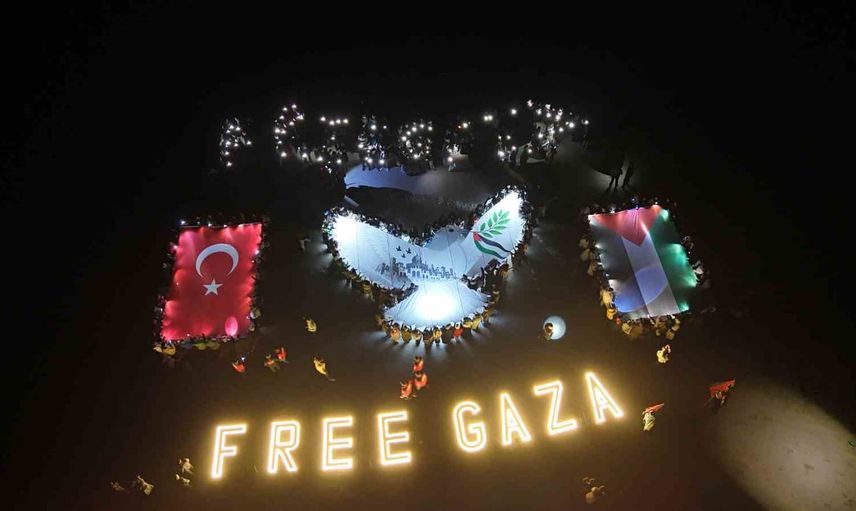 Kapadokya'nın gecesinde Göreme'den Gazze'ye ışıkla destek mesajı
