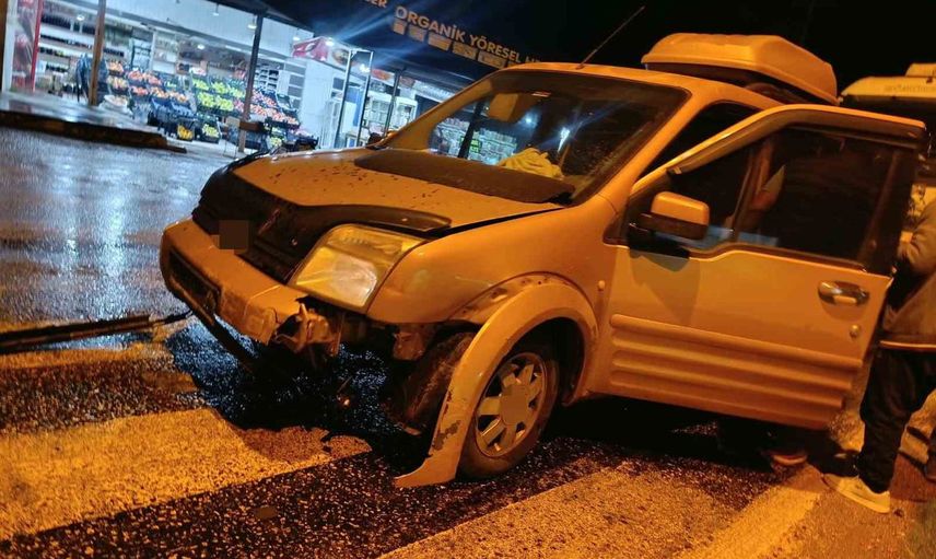 Doğanşehir'de çimento yüklü silobasın karıştığı zincirleme kaza: yaralanma yok