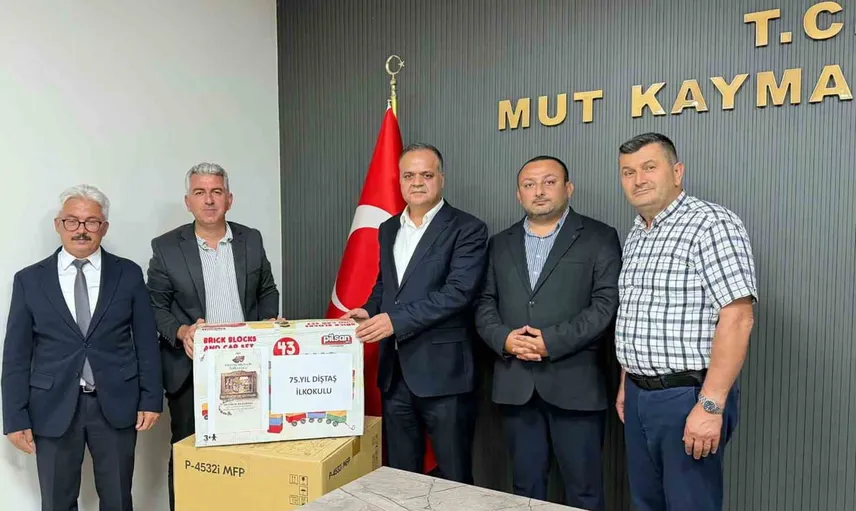 Mut'ta İyiliğin Gücü projesi oyuncakları 5 okula teslim edildi