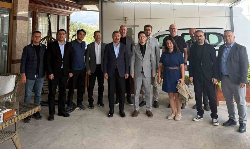 Eğitim-Bir-Sen Muğla teşkilatı delegelerle istişareyi derinleştiriyor