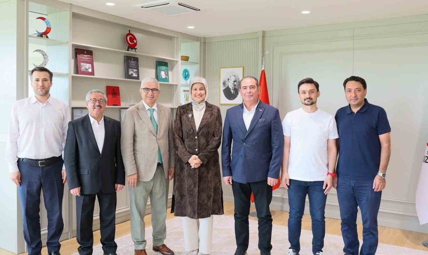 Kızılay Kayseri şubesinde yeni dönem: Melikgazi başkanı Mükremin Çepni göreve başladı