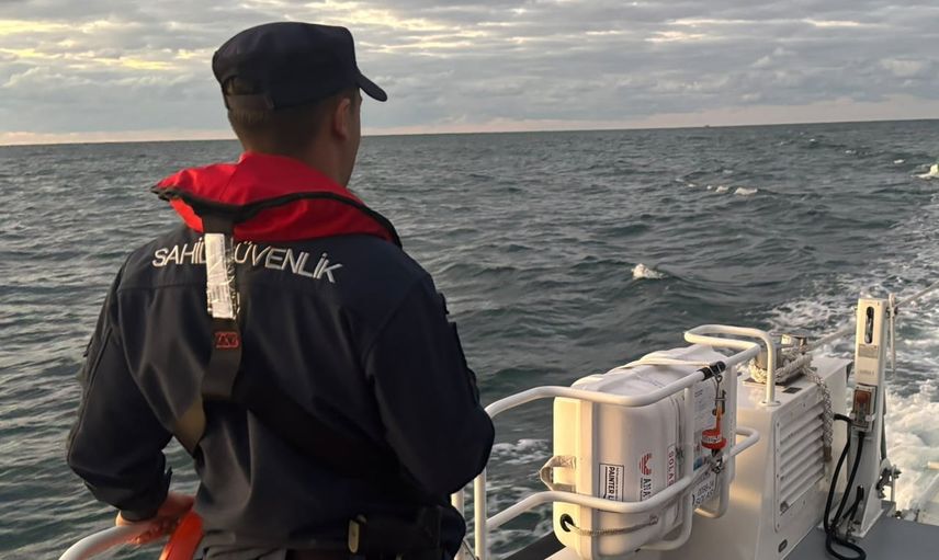 Didim açıklarında yaralanan kişi sahil güvenlik ekipleri tarafından karaya çıkarıldı