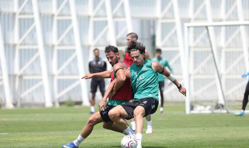 Konyaspor Fenerbahçe sınavına şut ve çift kale ile hazırlanıyor