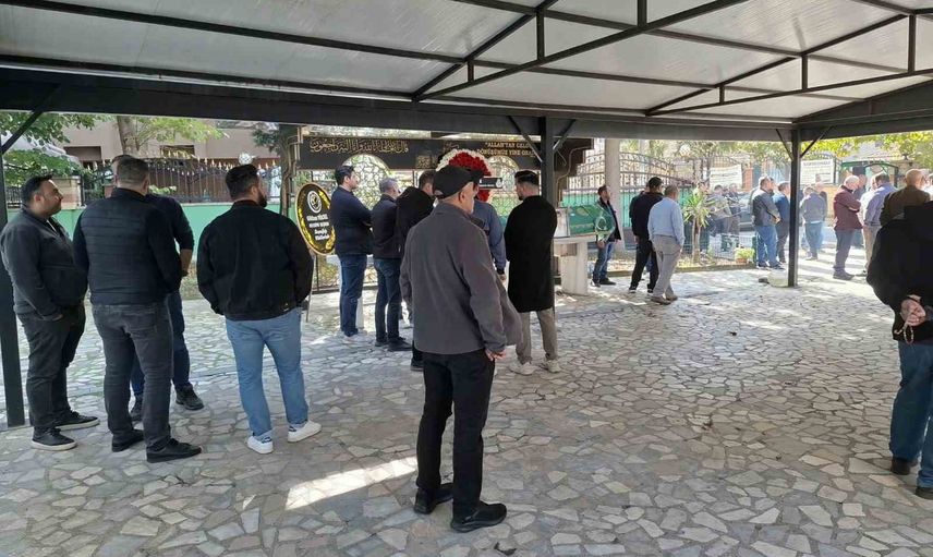 Son yolculuğuna uğurlandı: selde kaybolan Doğan Arslan toprağa verildi