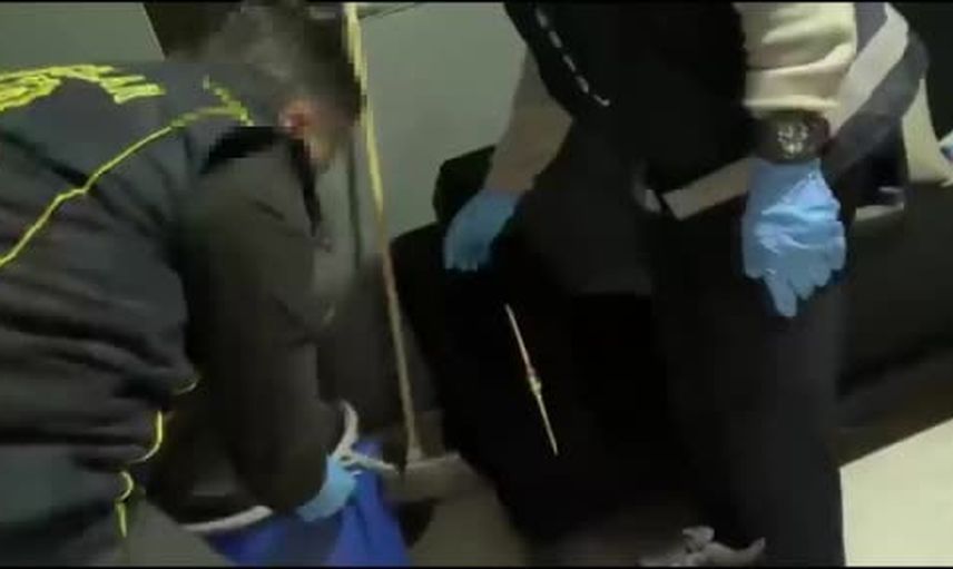 Bağcılar'da depo baskını: sentetik ecza üretiminde kullanılan 22 kilo 970 gram ham madde bulundu