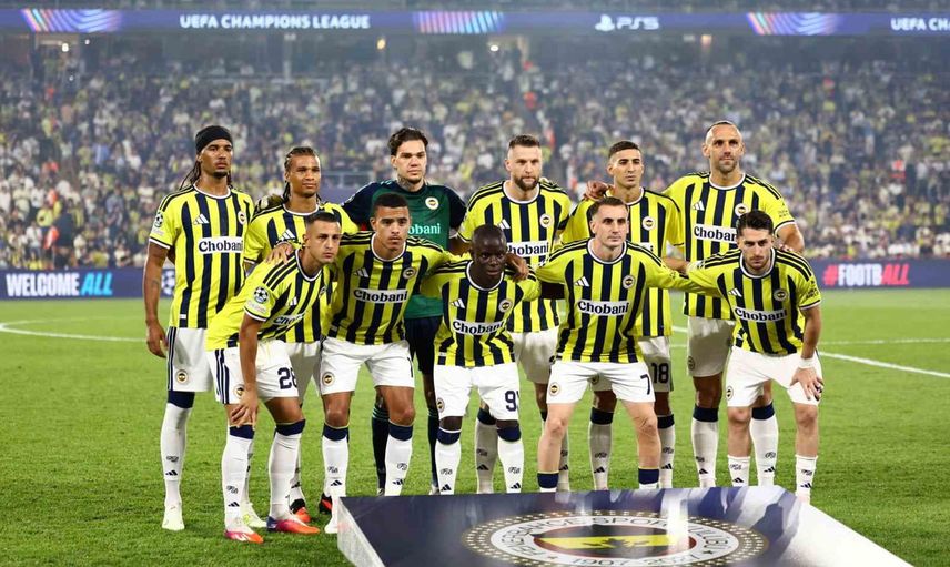 Kadıköy'de devler ligi sınavı: Fenerbahçe Slavia Prag'ı ağırlıyor