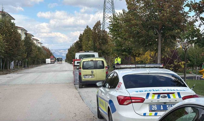 Kaçış yolunu seçen ehliyetsiz sürücüye ağır idari ceza: 297 bin lira
