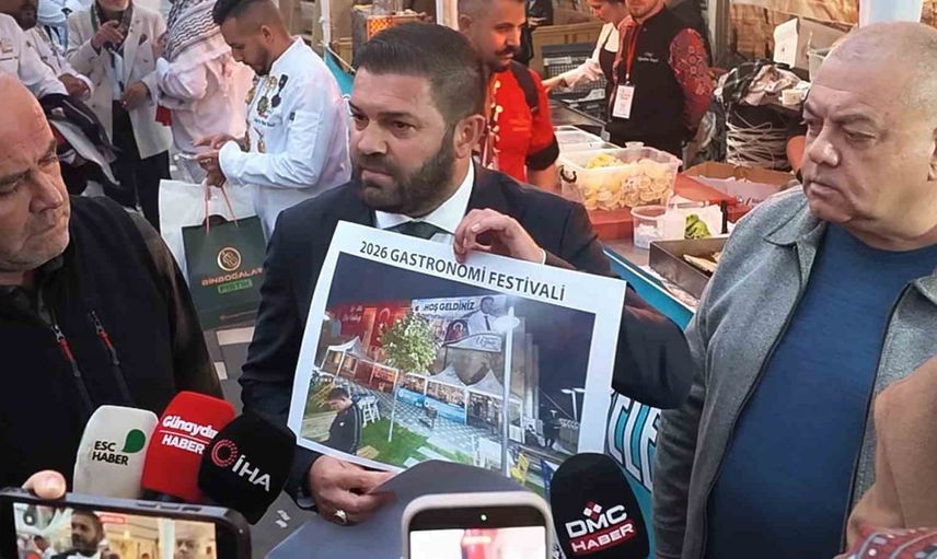 Gümüşler’in standından indirilen branda festivalde tepkilere yol açtı