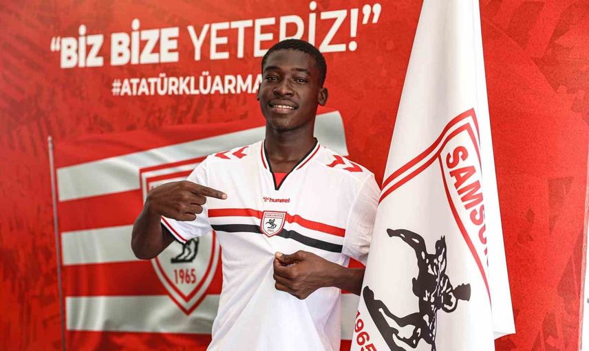 Samsunspor genç yeteneği Mbatoloum Daniel ile uzun soluklu anlaşma imzaladı