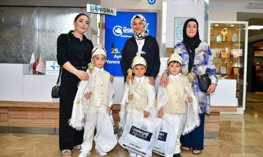 Esenyurt'ta 1071 çocuğun sünneti ücretsiz kıyafet ve şölenle taçlandı