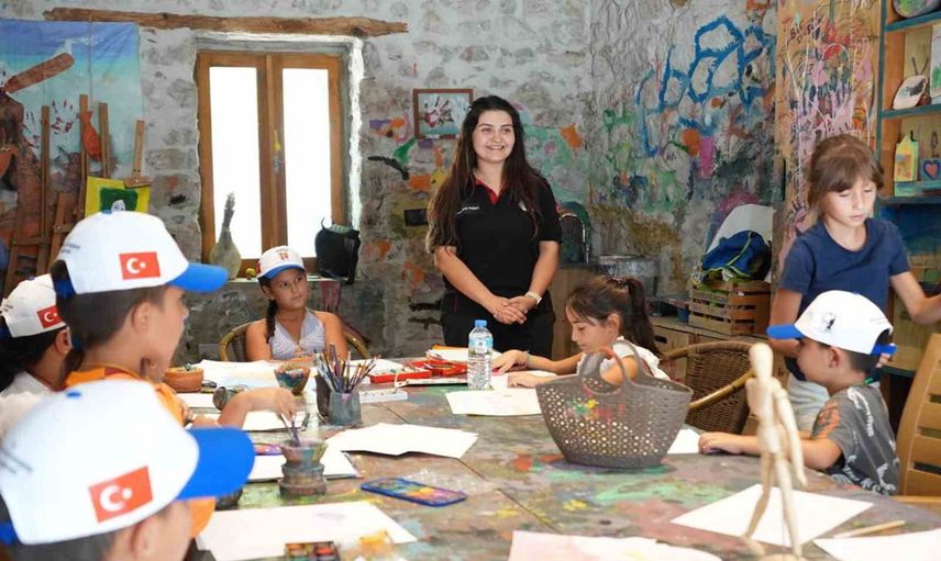Yangından etkilenen çocuklar için sanat ve oyunla psikososyal destek
