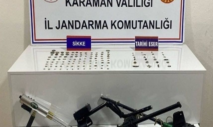 Karaman'da kapsamlı jandarma operasyonunda tarihi eser ve kaçakçılık delilleri ele geçirildi