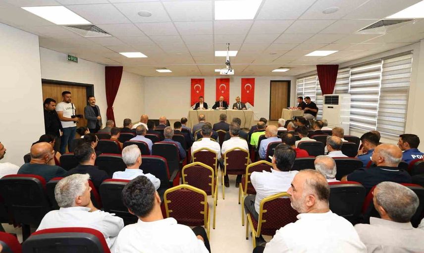 Mahallenin sesi salonda: Adıyaman'da halk ve güvenlik toplantıları sürdü