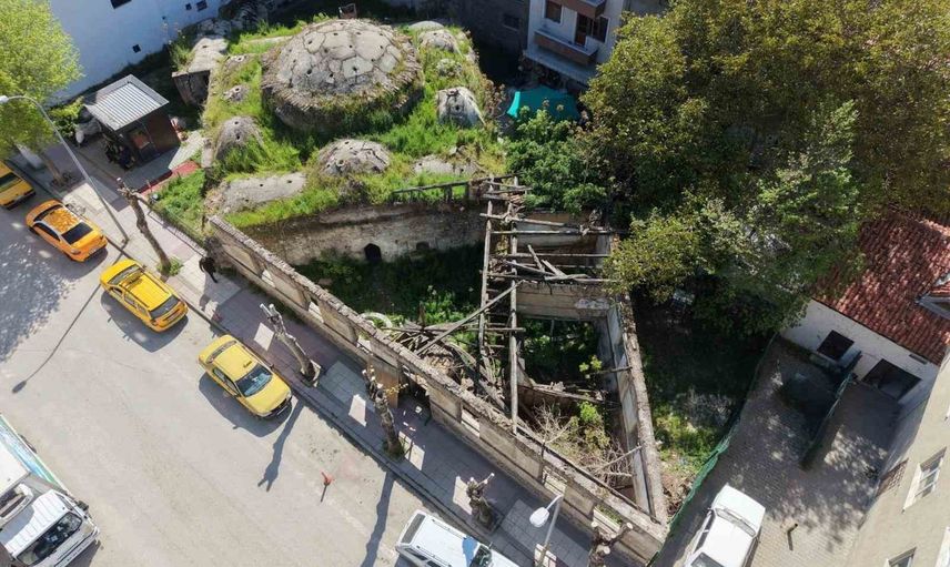 Taşköprü'de Derbederler Hamamı kitaplarla buluşacak
