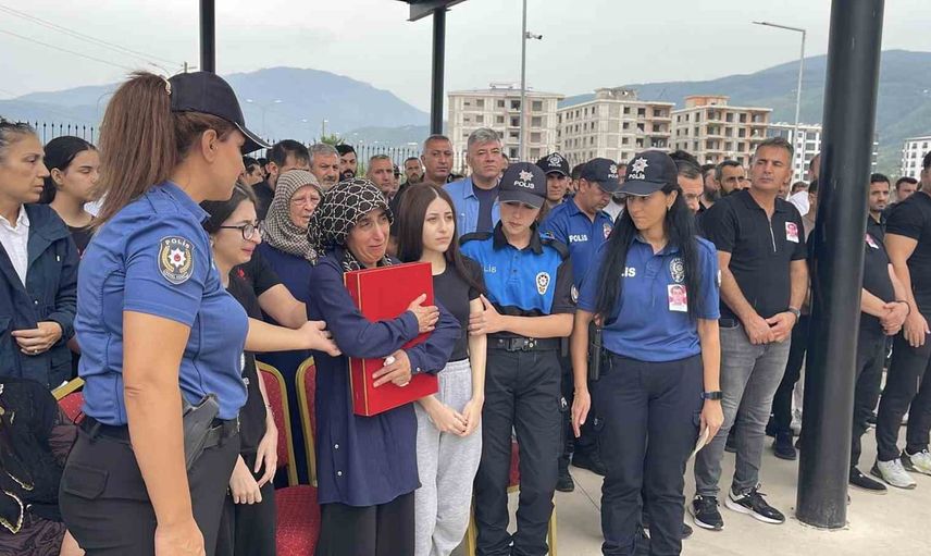 Osmaniye'de mesai arkadaşlarından son görev: polis memuru Şemsettin Kalkan uğurlandı