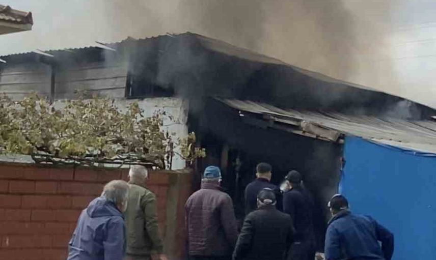 Biga'da sanayi sitesinde marangoz atölyesindeki yangın kontrol altına alındı
