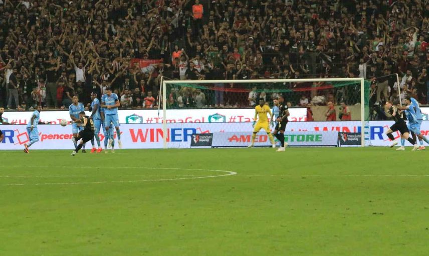 Diyarbakır'da ilk yarı dengelendi: Amed Sportif Faaliyetler 1-1 Trabzonspor