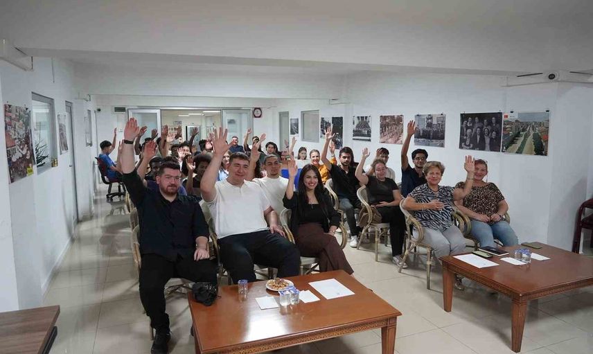 Bilecik gençlik meclisi yeni döneme Emir Arslan Karlıdağ ile başladı